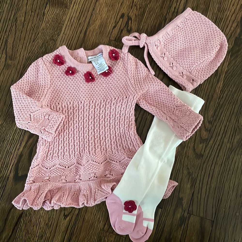 NWOT. Baby Girl Outfit 🌸